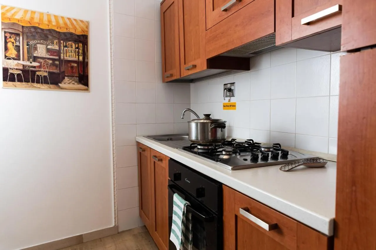 Casa Linnea Roma Konukevi
