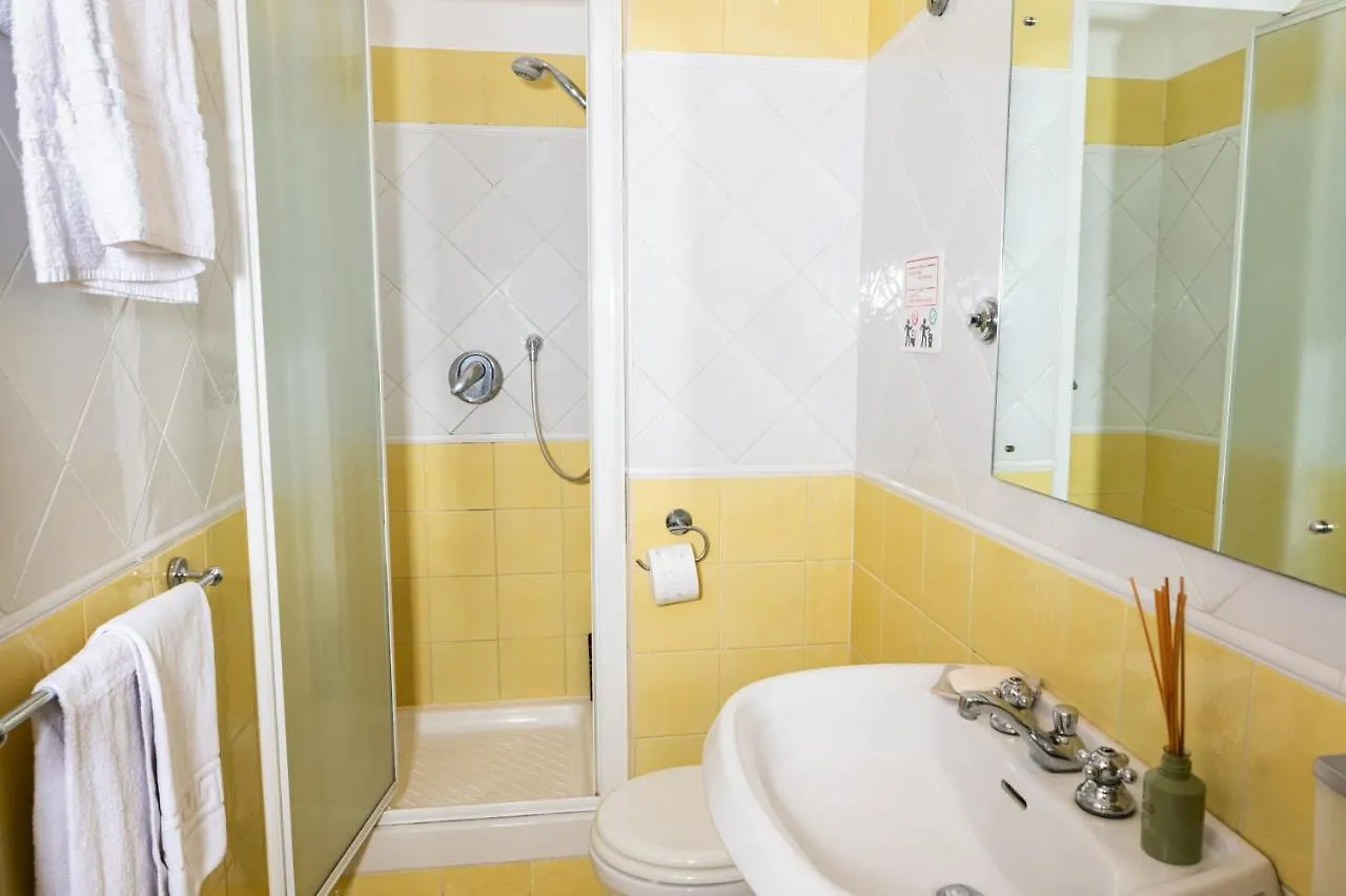 Casa Linnea Roma 3*,  Italia